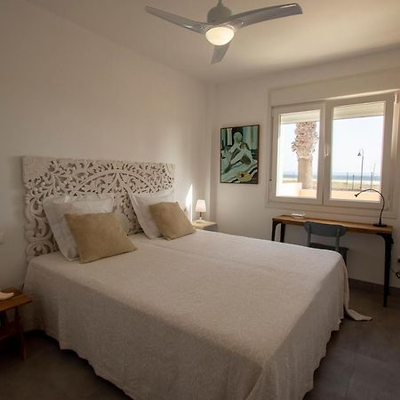 Apartamento En Primera Linea De Playa Tarifa Exterior photo